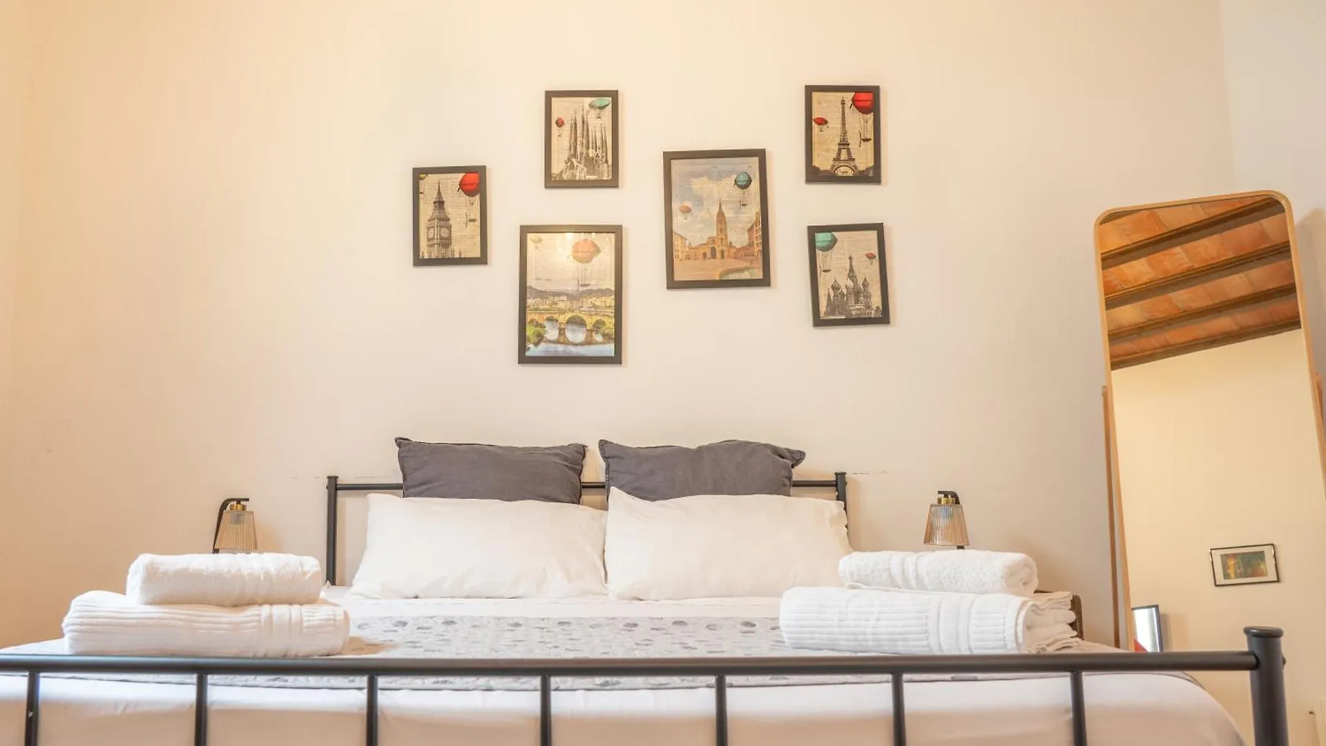아파트 Classic Florentine Flat With Garden 피렌체